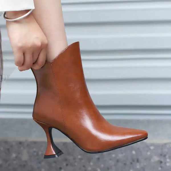 Soft Leather Women's Shoes in New Fashion Style