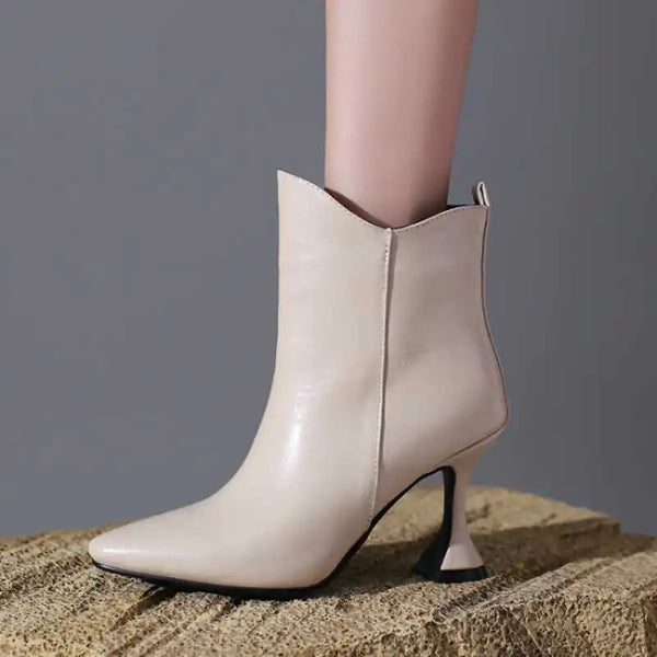 Soft Leather Women's Shoes in New Fashion Style